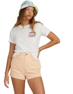 Discount 🔥 Billabong In The Moment Shorts In Peach 🥰
