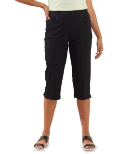 Wholesale ❤️ Yarra Trail Pull On Short In Black ✔️