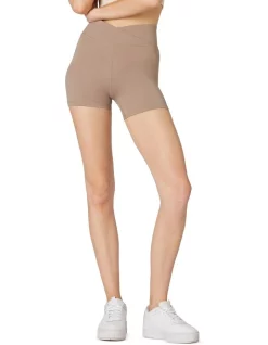 Hot Sale 🥰 L'URV Yoga Basics Shorts Ginger 🛒
