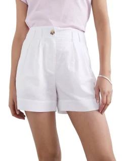Brand new 🔥 French Connection Linen Pleat Front Short In White ⭐